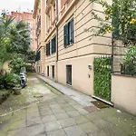 Sant\'Agnese Metro Apartment